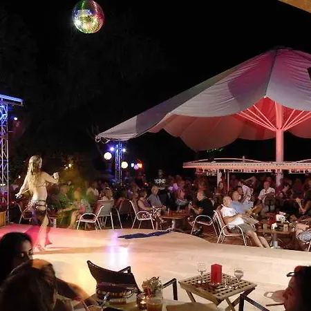 贝尔塞奇兹海滩俱乐部度假村 – 全包