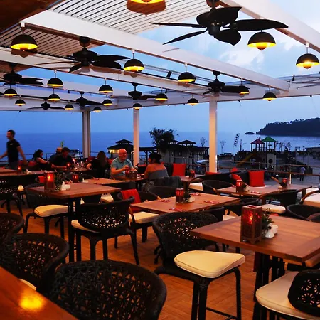 贝尔塞奇兹海滩俱乐部度假村 – 全包 5*