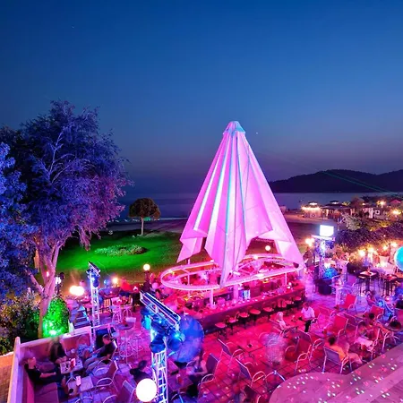 贝尔塞奇兹海滩俱乐部度假村 – 全包 5*