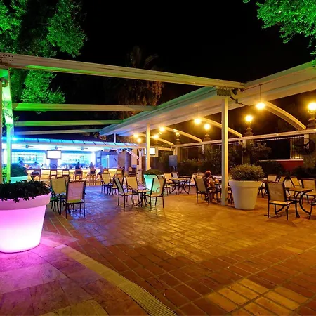 贝尔塞奇兹海滩俱乐部度假村 – 全包 度假村