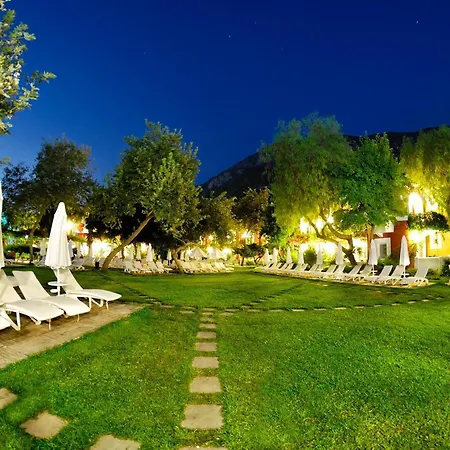 贝尔塞奇兹海滩俱乐部度假村 – 全包 5* 厄吕代尼兹