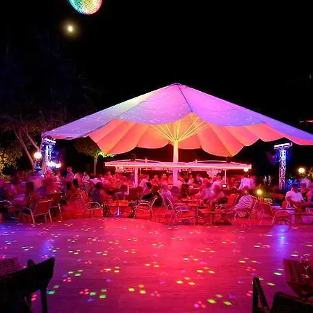 Belcekiz Club אתר נופש