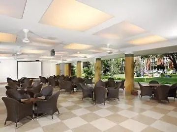贝尔塞奇兹海滩俱乐部度假村 – 全包 度假村