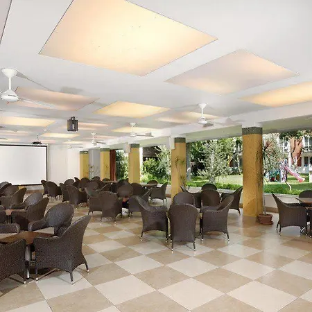 Belcekiz Club אולודניץ